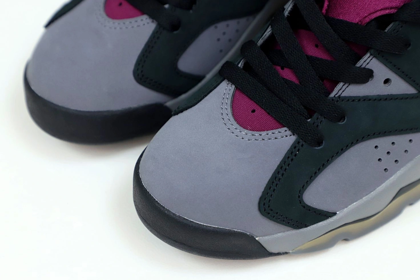 JORDAN AIR 6 RETRO BORDEAUX 0129